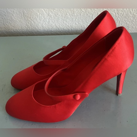 Christian Louboutin Pumppie Ole Red Mary Jane Heels Shoes 41 $870 - Picture 5 of 16